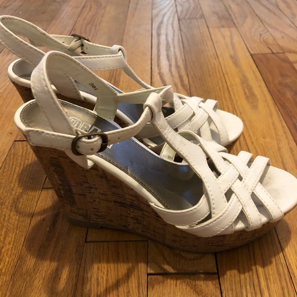White cork wedge heels